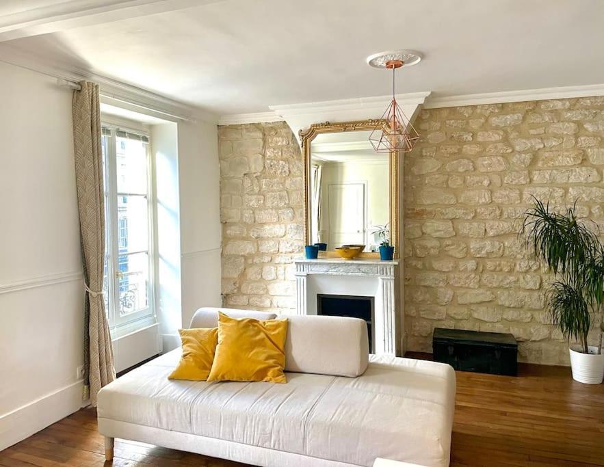 Center Of Paris - Gare Est / Nord Apartment Luaran gambar